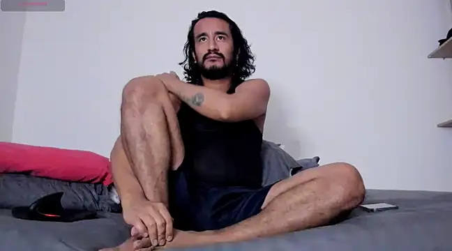 Snapshot of Cloudy_pigDude chatting on March 11, 2025, 5:02 am Cloudy pigDude online show from March 11, 2025, 5:02 am