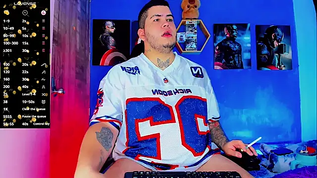 Thomas chubbyxhot online show from December 2, 2025, 3:52 am