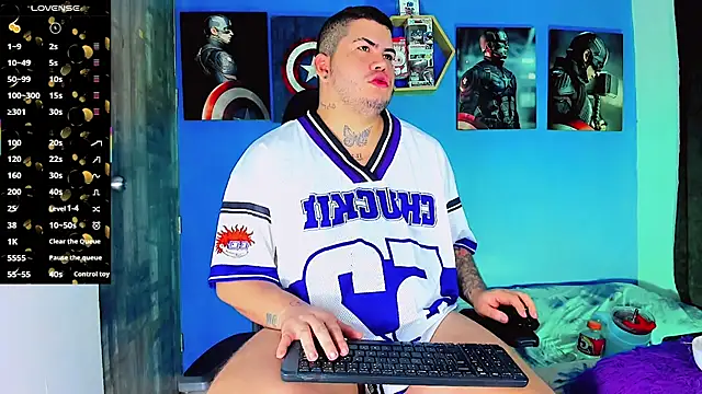 Snapshot of Thomas_chubbyxhot chatting on February 6, 2026, 4:30 am Thomas chubbyxhot online show from February 6, 2026, 4:30 am