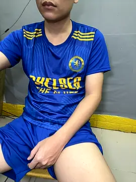 Snapshot of Enda_21 chatting on October 1, 2025, 7:02 am Enda 21 online show from October 1, 2025, 7:02 am