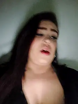 Snapshot of eimmy_dollx chatting on January 11, 2025, 6:03 am eimmy dollx online show from January 11, 2025, 6:03 am