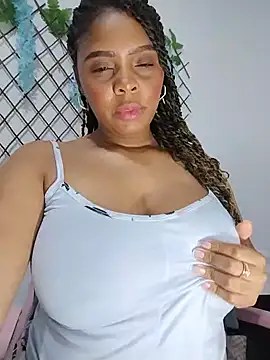 collegechica online show from February 14, 2026, 5:07 am