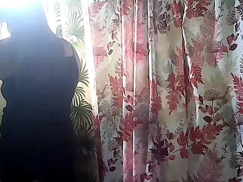 Snapshot of hott_scarlett chatting on April 2, 2026, 12:07 am hott scarlett online show from April 2, 2026, 12:07 am