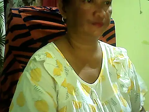 Snapshot of hott_scarlett chatting on May 20, 2026, 12:57 pm hott scarlett online show from May 20, 2026, 12:57 pm