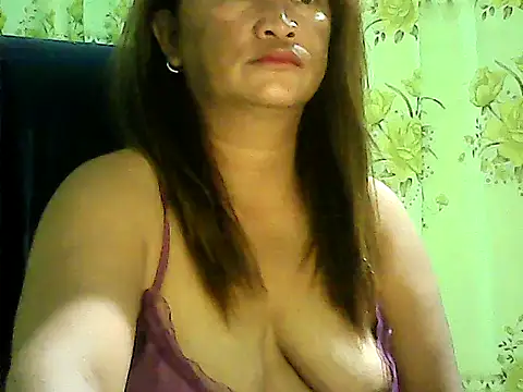 Snapshot of hott_scarlett chatting on March 6, 2026, 9:10 pm hott scarlett online show from March 6, 2026, 9:10 pm