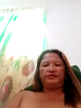 Snapshot of hott_scarlett chatting on November 22, 2025, 8:02 am hott scarlett online show from November 22, 2025, 8:02 am