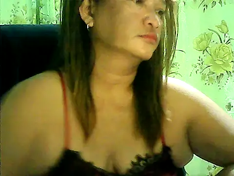 Snapshot of hott_scarlett chatting on December 16, 2025, 6:12 pm hott scarlett online show from December 16, 2025, 6:12 pm