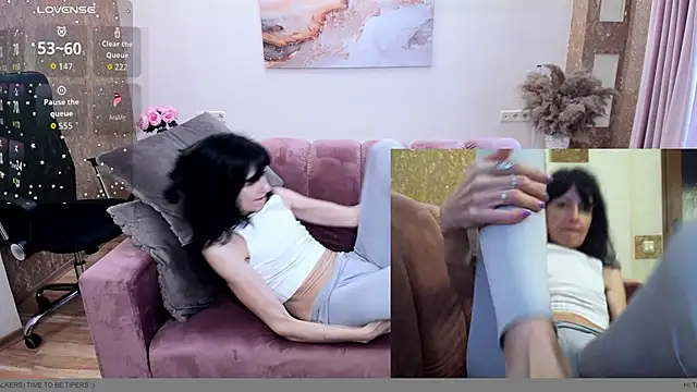 Snapshot of Dana_Haliti chatting on May 25, 2026, 12:04 pm Dana Haliti online show from May 25, 2026, 12:04 pm