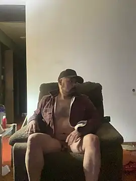 Snapshot of LumberJockMan chatting on March 20, 2025, 8:20 am LumberJockMan online show from March 20, 2025, 8:20 am