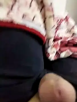 Snapshot of K-27 chatting on November 5, 2025, 9:29 pm K-27 online show from November 5, 2025, 9:29 pm