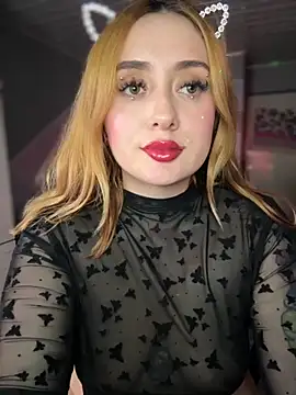 Snapshot of Sam_Thompsoon_ chatting on October 31, 2025, 3:47 am Sam Thompsoon online show from October 31, 2025, 3:47 am