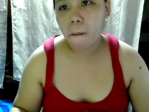 Snapshot of hotcastlexxx chatting on May 28, 2026, 10:22 am hotcastlexxx online show from May 28, 2026, 10:22 am