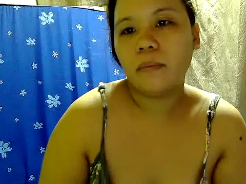 Snapshot of hotcastlexxx chatting on June 7, 2026, 8:52 am hotcastlexxx online show from June 7, 2026, 8:52 am