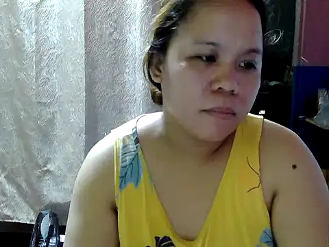Snapshot of hotcastlexxx chatting on June 5, 2026, 10:21 am hotcastlexxx online show from June 5, 2026, 10:21 am