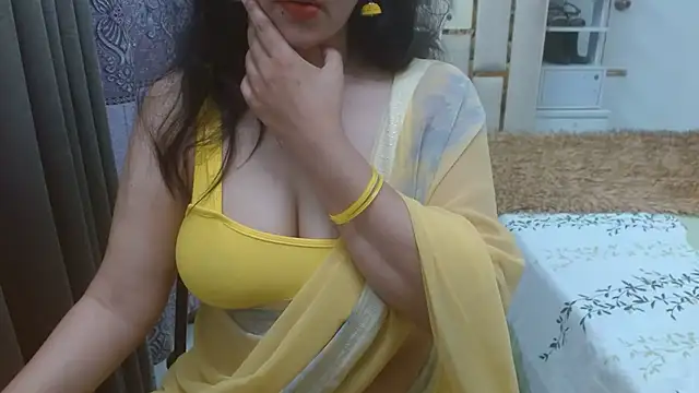 Snapshot of Lovelywife786 chatting on March 6, 2026, 6:25 pm Lovelywife786 online show from March 6, 2026, 6:25 pm