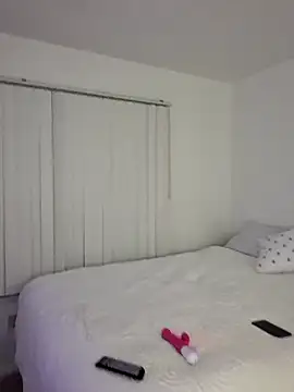 cataleya-glen online show from October 16, 2025, 12:35 pm