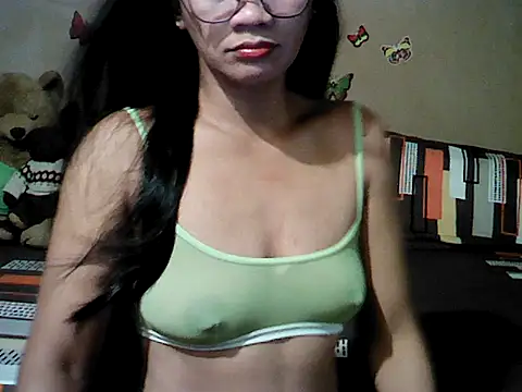 Snapshot of Mia_Rein chatting on April 4, 2026, 2:12 pm Mia Rein online show from April 4, 2026, 2:12 pm