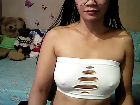 Snapshot of Mia_Rein chatting on April 17, 2026, 1:41 am Mia Rein online show from April 17, 2026, 1:41 am