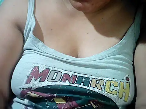 Snapshot of Sexyhorney4u chatting on February 3, 2026, 6:40 am Sexyhorney4u online show from February 3, 2026, 6:40 am