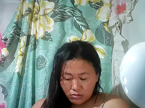 Sexyhorney4u online show from October 31, 2025, 4:14 pm