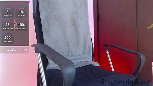 Snapshot of tommylongxx chatting on March 15, 2025, 2:46 am tommylongxx online show from March 15, 2025, 2:46 am