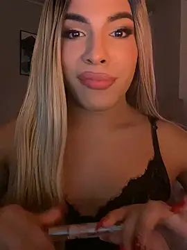 Snapshot of Valery__mt chatting on January 19, 2025, 7:26 pm Valery mt online show from January 19, 2025, 7:26 pm