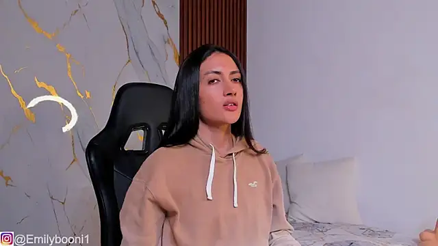 Snapshot of EmilyBoonny1 chatting on November 14, 2025, 6:55 pm EmilyBoonny1 online show from November 14, 2025, 6:55 pm