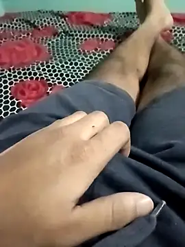 Snapshot of hOrnybOy_369 chatting on November 21, 2025, 7:29 am hOrnybOy 369 online show from November 21, 2025, 7:29 am