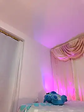 Nanybaker95 online show from April 12, 2026, 3:32 am