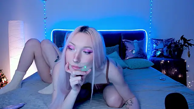 Snapshot of AlexRoseLiRed chatting on February 20, 2025, 9:31 pm AlexRoseLiRed online show from February 20, 2025, 9:31 pm