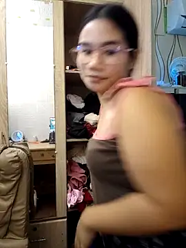 Kissy07 online show from November 27, 2025, 2:12 am