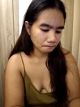 Kissy07 online show from September 12, 2025, 9:47 pm