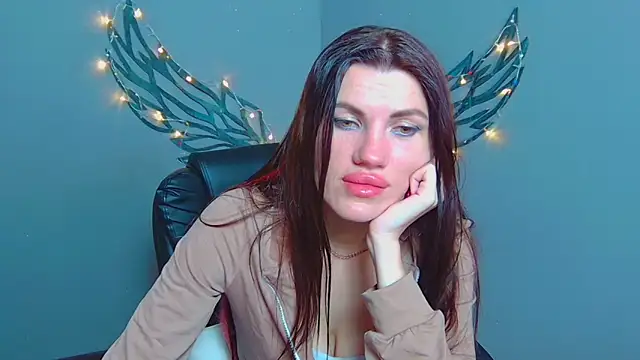 Snapshot of MilaLoona chatting on May 31, 2026, 6:30 am MilaLoona online show from May 31, 2026, 6:30 am