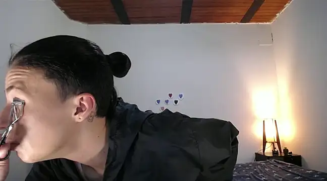 Snapshot of Cocain_Atenea chatting on February 15, 2025, 7:17 pm Cocain Atenea online show from February 15, 2025, 7:17 pm