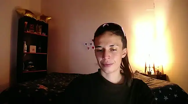 Snapshot of Cocain_Atenea chatting on February 11, 2025, 8:10 pm Cocain Atenea online show from February 11, 2025, 8:10 pm