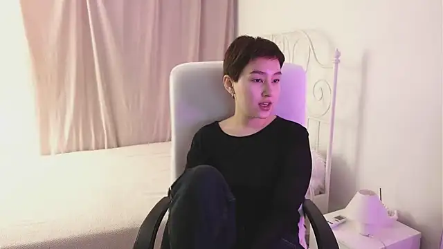 So audrey online show from December 4, 2025, 6:56 am