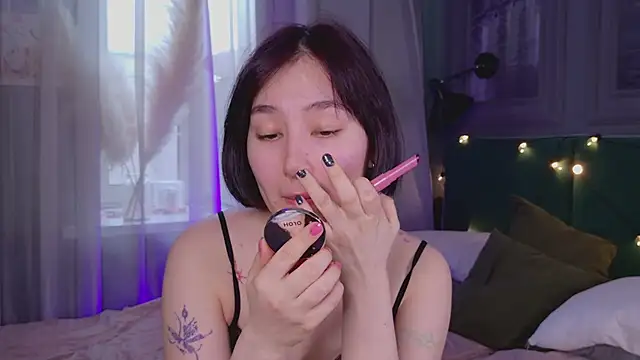 So audrey online show from March 5, 2025, 11:49 am