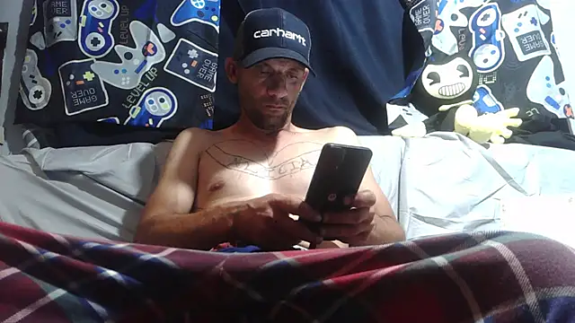 Snapshot of goodick4u28 chatting on April 14, 2026, 4:06 am goodick4u28 online show from April 14, 2026, 4:06 am