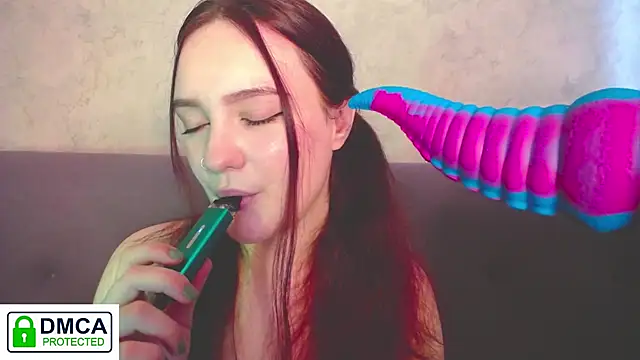 Snapshot of Alyssa___Scarlet chatting on February 7, 2025, 9:37 am Alyssa Scarlet online show from February 7, 2025, 9:37 am