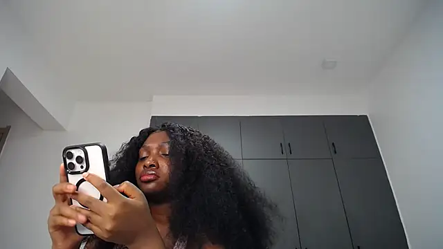 Snapshot of Pretty_Liya08 chatting on July 15, 2026, 3:13 am Pretty Liya08 online show from July 15, 2026, 3:13 am