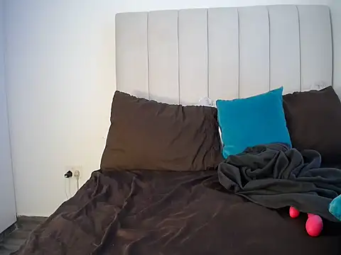 Pretty Liya08 online show from October 6, 2025, 8:48 am