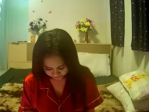 Snapshot of Jennythai123 chatting on February 14, 2025, 8:21 am Jennythai123 online show from February 14, 2025, 8:21 am