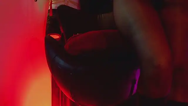 PerlaDivaio online show from December 22, 2025, 11:43 am