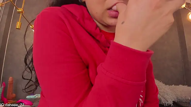 dayra angels online show from April 17, 2026, 8:11 pm