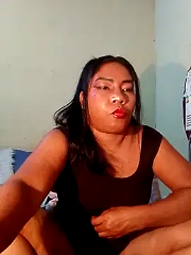 Snapshot of rosmery-navarro chatting on May 9, 2026, 5:00 am rosmery-navarro online show from May 9, 2026, 5:00 am