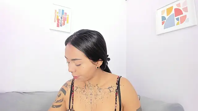 Snapshot of miss_soffi_ chatting on September 22, 2025, 12:22 pm miss soffi  online show from September 22, 2025, 12:22 pm