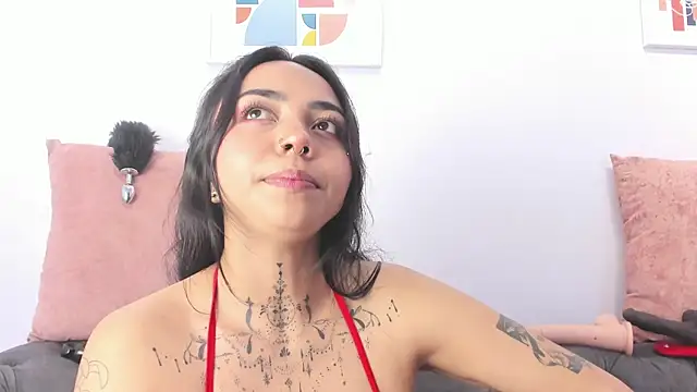 Snapshot of miss_soffi_ chatting on January 17, 2025, 3:11 pm miss soffi  online show from January 17, 2025, 3:11 pm