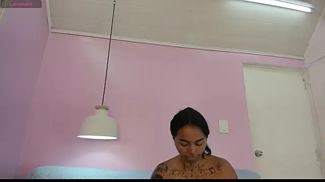 Snapshot of miss_soffi_ chatting on May 26, 2026, 6:17 pm miss soffi online show from May 26, 2026, 6:17 pm