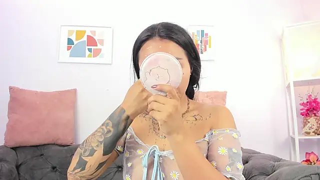 Snapshot of miss_soffi_ chatting on February 26, 2025, 12:27 pm miss soffi  online show from February 26, 2025, 12:27 pm