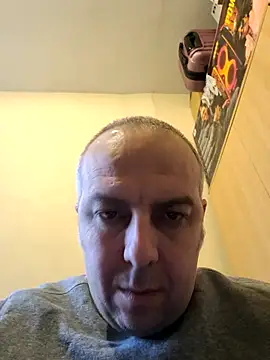 Kadir070783 online show from December 21, 2025, 12:29 pm